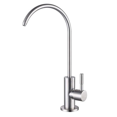 Polished tap deck mounted spout brass wash basin faucet single handle